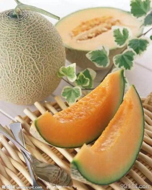 菠萝哈密瓜一起吃吗,健康美味两不误