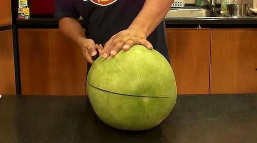 打开新的吃瓜方式,颠覆传统，开启味蕾新体验